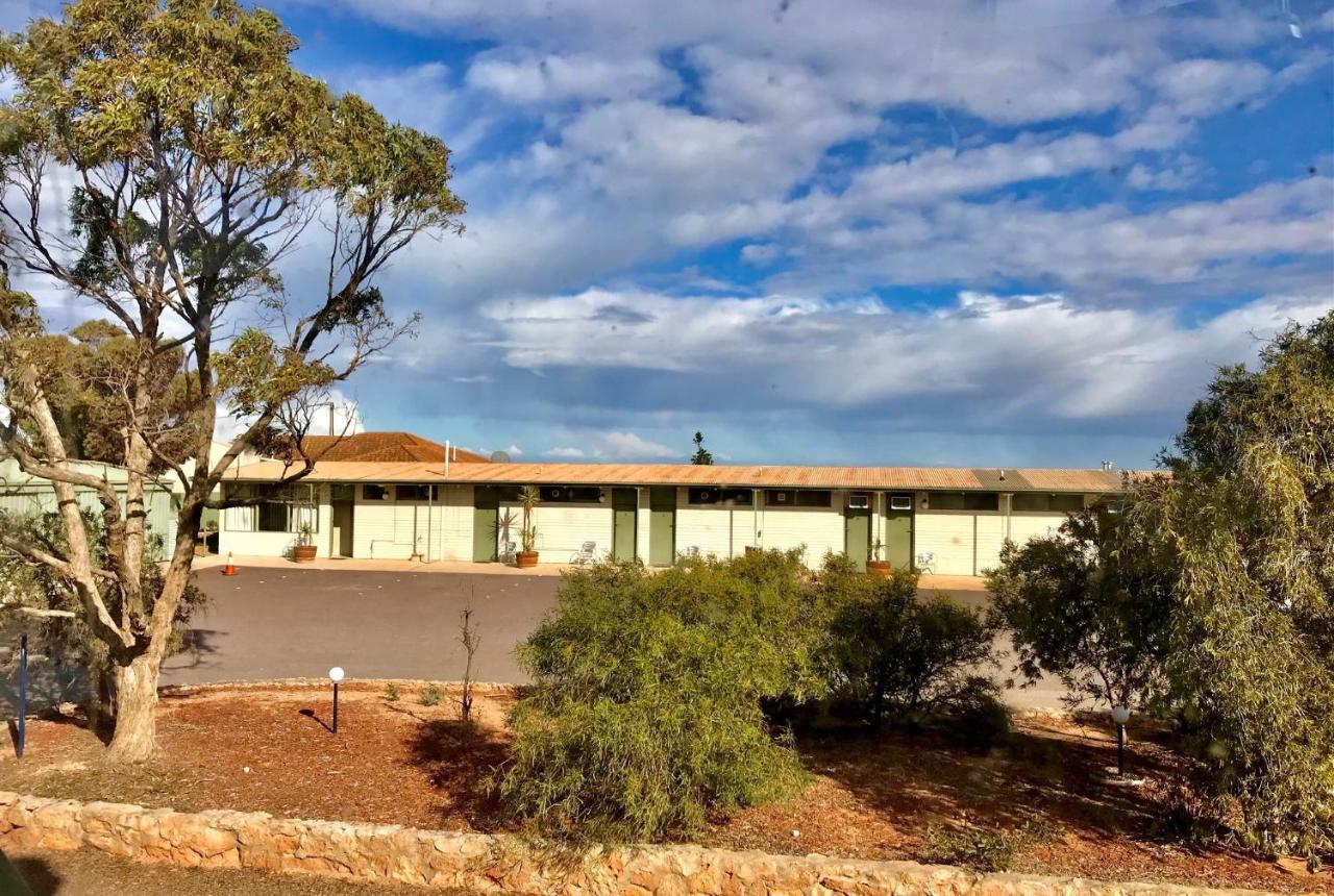 Highway One Motel Ceduna Extérieur photo