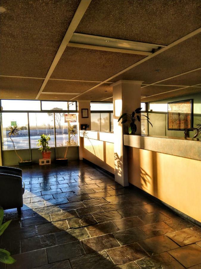 Highway One Motel Ceduna Extérieur photo